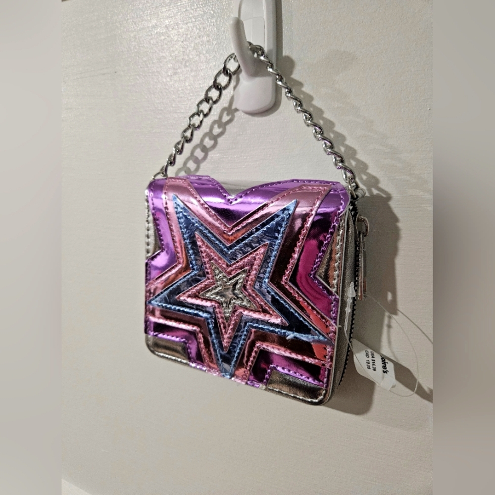 Claire’s Metallic Star Wallet w/ Chain Handle ✨